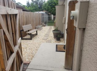 5919 8th Ct E #1, Bradenton, FL 34203