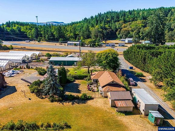 5th image of 5795 S Santiam Hwy