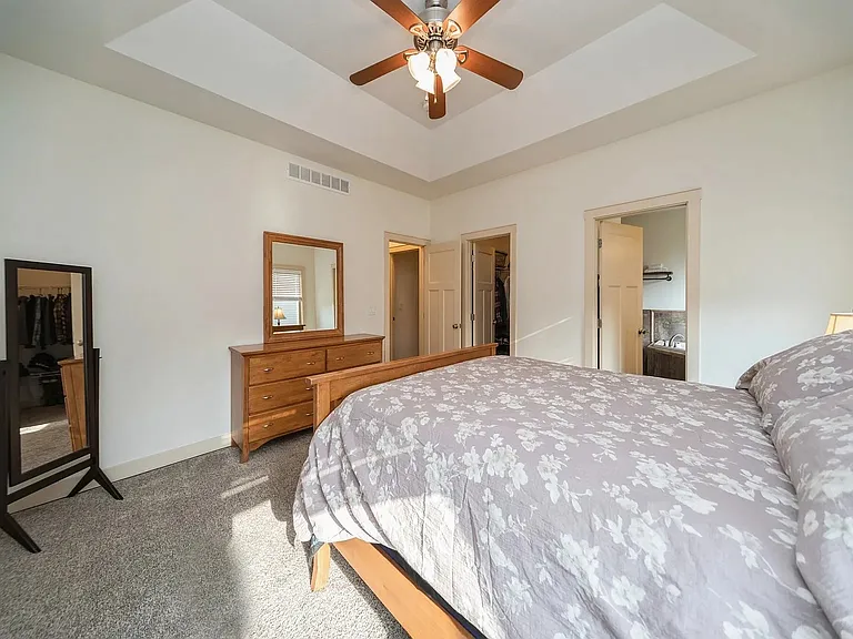 16035 Northpark Dr — Photo 10