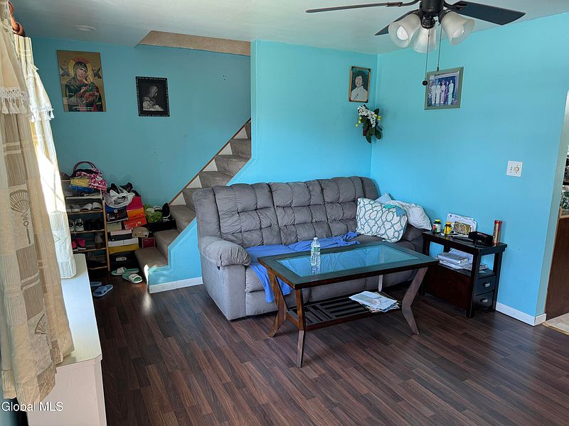 3rd image of 1716 Dorsett Street