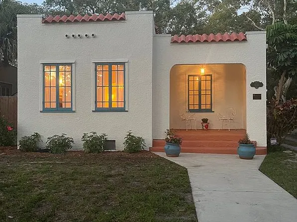 634 Gillespie Ave, Sarasota, FL 34236