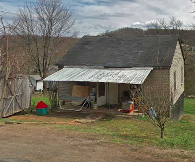 1st image of 406 E 13th North St