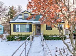 2028 Greenfield Ave SW, Wyoming, MI 49519