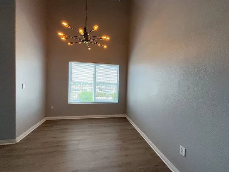 4915 E Russell Rd #115-19 — Photo 1