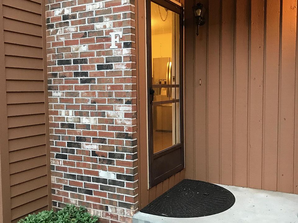 Quiet family friendly complex