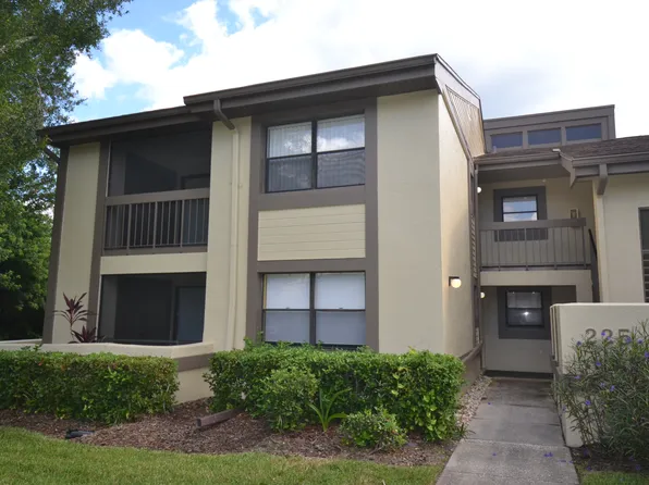 226 Woodlake Wynde, Oldsmar, FL