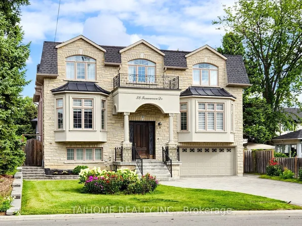 38 Foxwarren Dr, Toronto, ON M2K 1L3