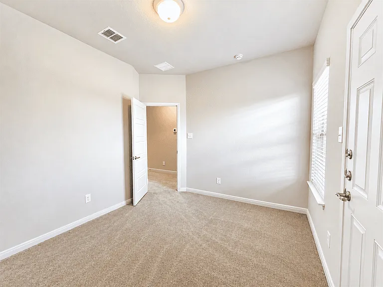 7149 Magnolia Crk #201 — Photo 16