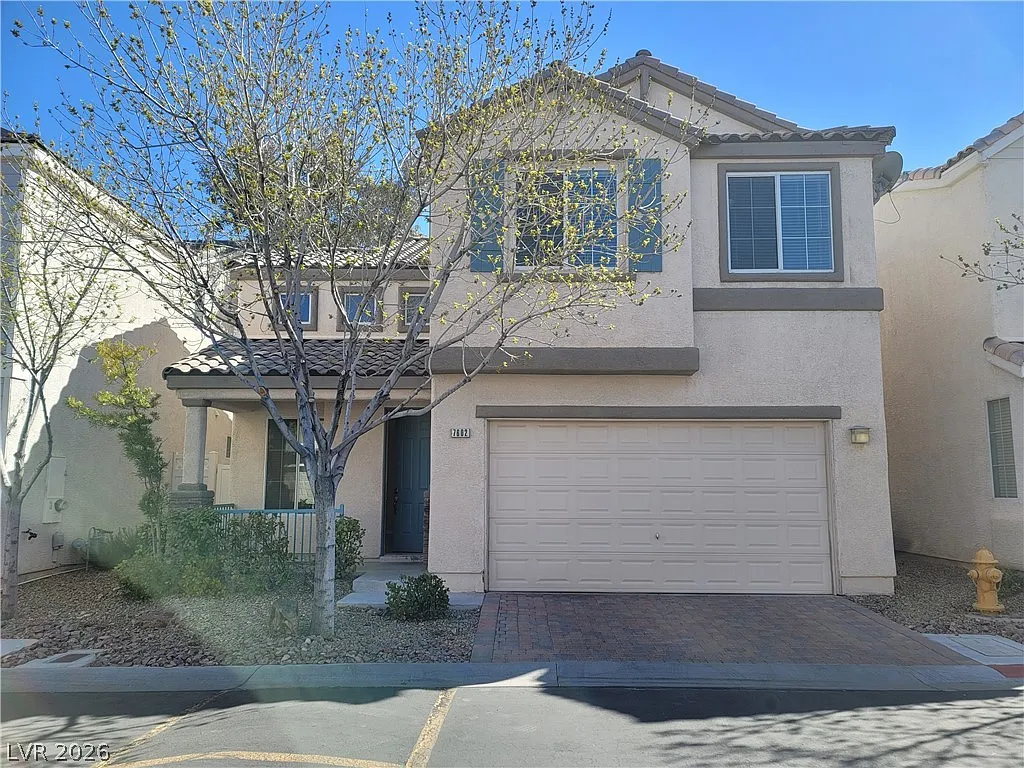 3 bed, 2.5 bath, 1502 sqft, $1,755 — Photo 1