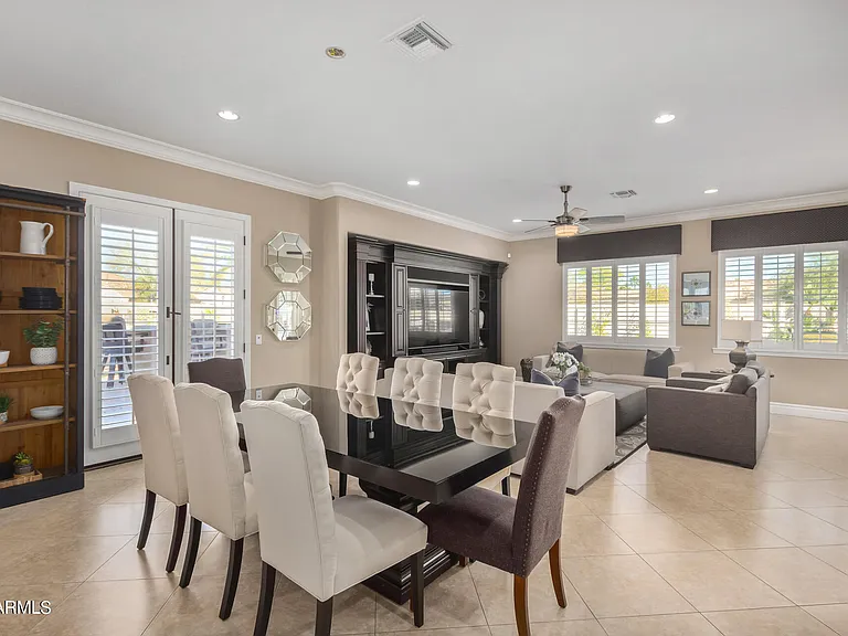885 W Palo Brea Dr — Photo 17