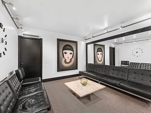 2nd image of 150 E 56th St #1AB