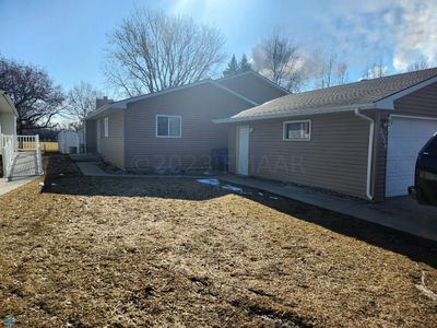 2520 Country Club Pkwy, Moorhead, MN, 56560