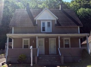 8 Park Ave #A, Hillburn, NY 10931