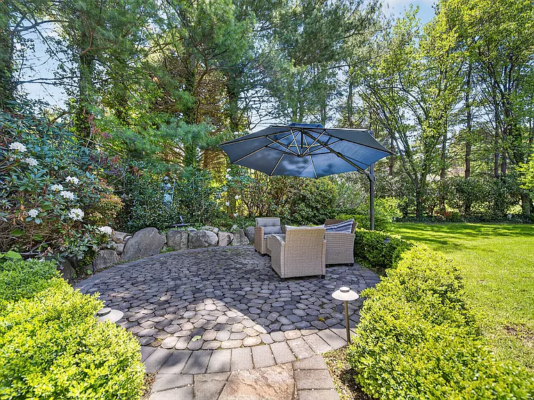2 Tappanwood Dr — Photo 18
