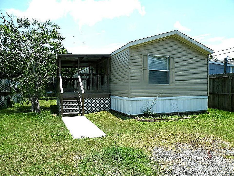 1st image of 821 7th St #0