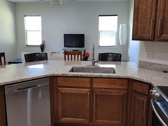 2nd image of 116 Sunrise Hill Ln