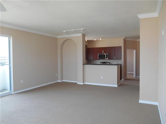 5th image of 2421 NE 65th St APT 315