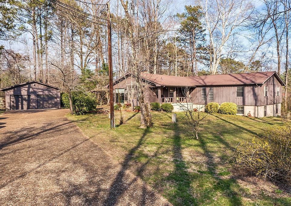 1st image of 226 Haven Dr SW