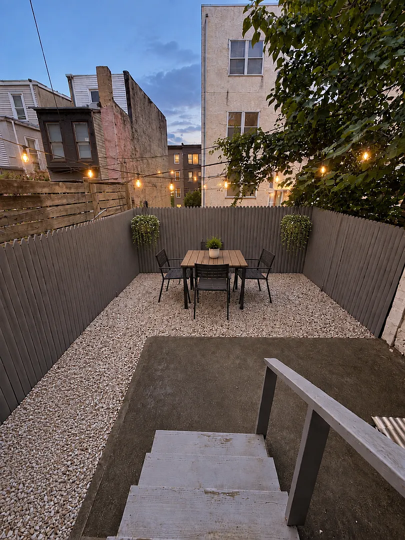 1725 W. Berks Street — Photo 2