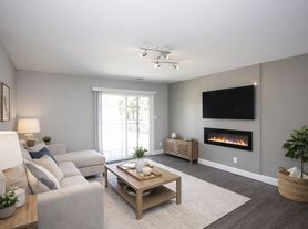 100 W 38th St, Kansas City, MO