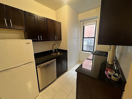 1st image of 203 E 27th St APT 9