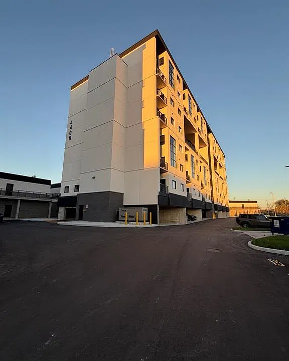 4400 Laurier Pkwy #476