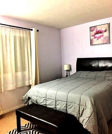 3rd image of 4929 W 109th St APT 204