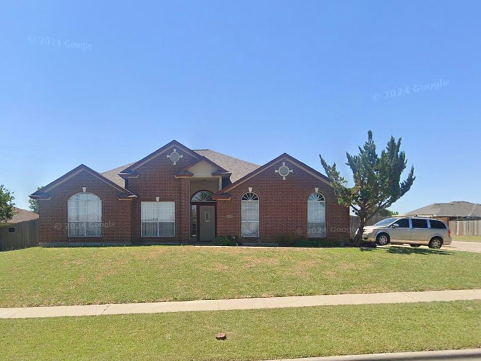 1st image of 5600 Golden Dr