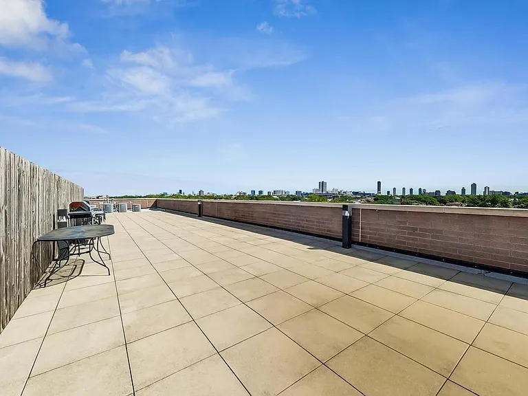 3245 N Ashland Ave #2E — Photo 16