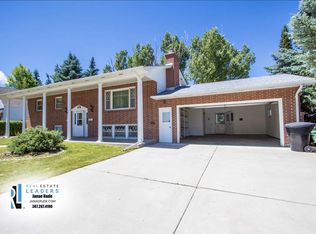1200 Manor Dr, Casper, WY 82609