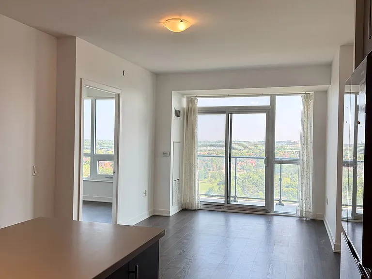 4699 Glen Erin Dr #1106 — Photo 8