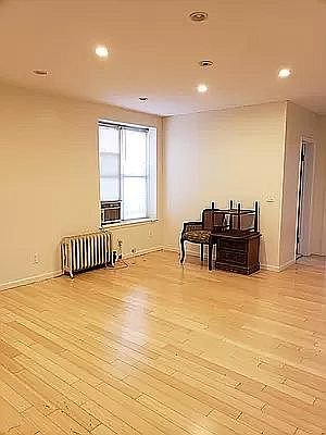 2nd image of 247 Wadsworth Ave APT 2G