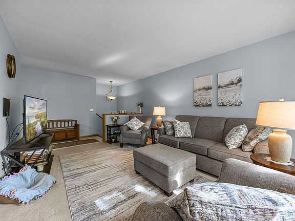 4th image of 13274 Inglewood Ave