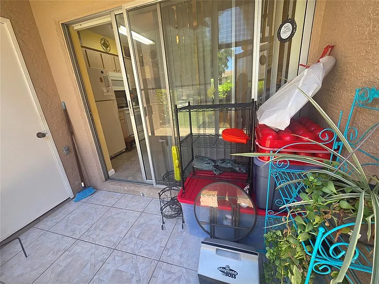 6433 Tina Dr #11 — Photo 18