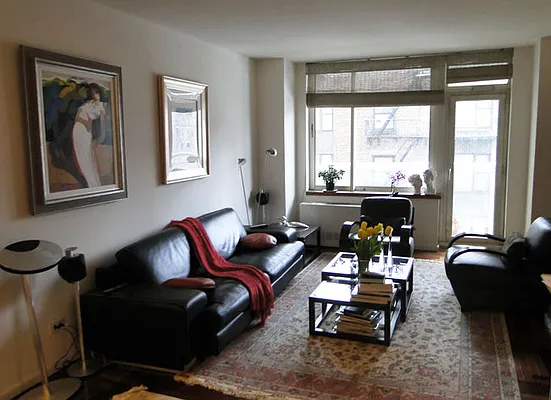 Rented by Boulevard Residentials | media 4