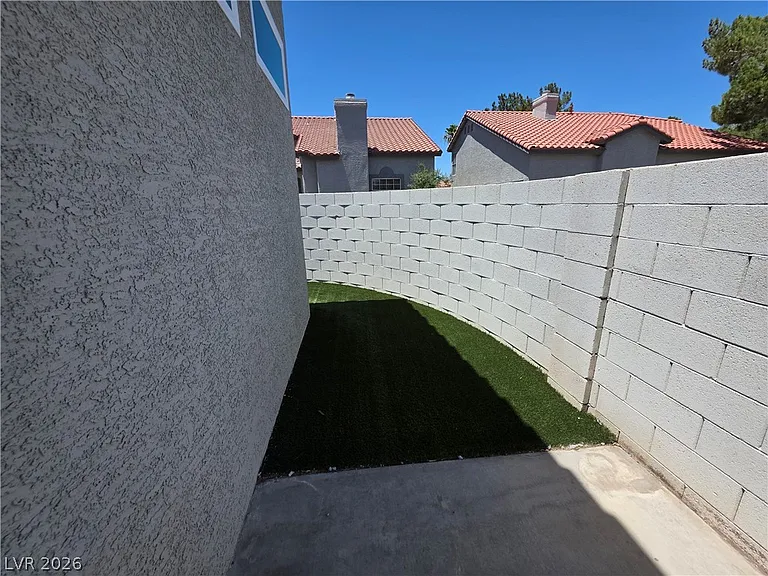 2275 Ramsgate Dr — Photo 4