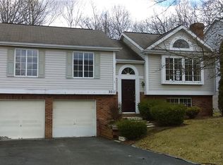 2011 Colony Dr, Aliquippa, PA