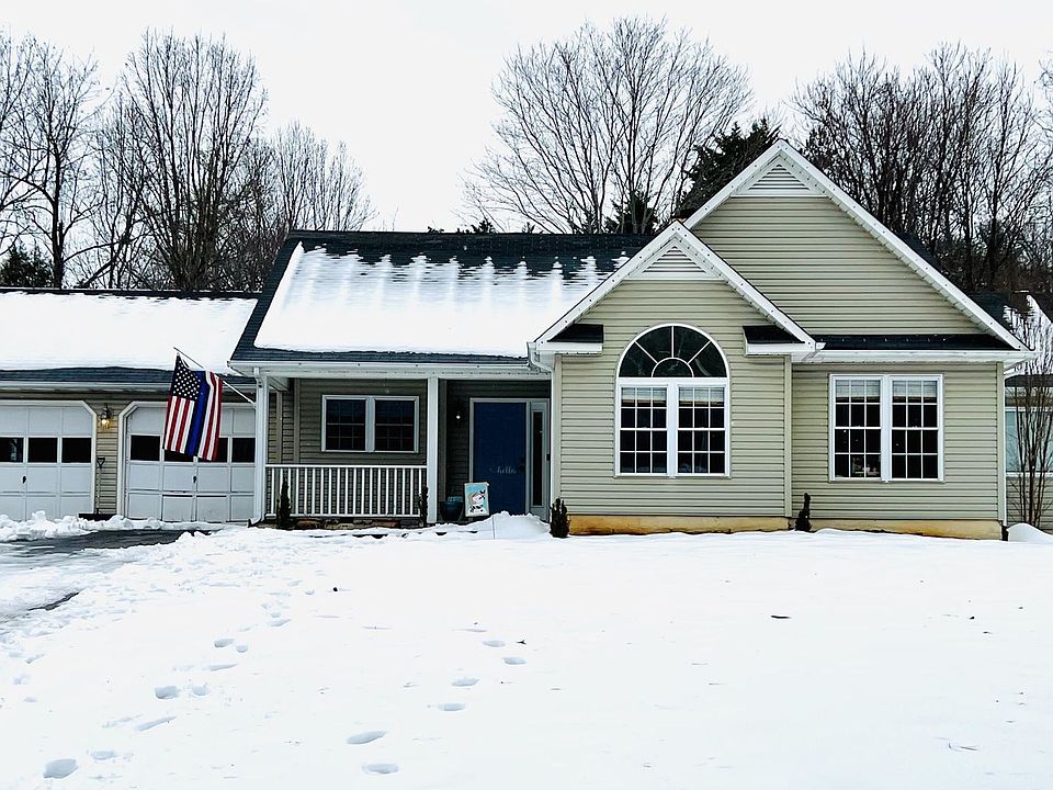 1st image of 6722 Cotton Hill Ln