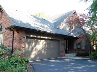 2730 Pine Knl, Toledo, OH 43617