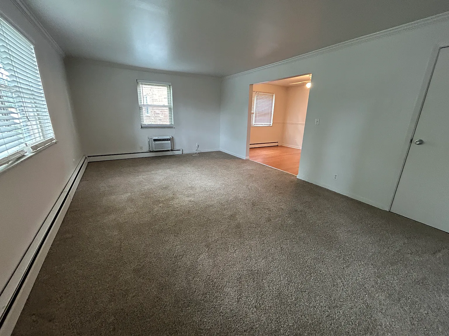 2 bed, 1137 sqft, $1,195 — Photo 2
