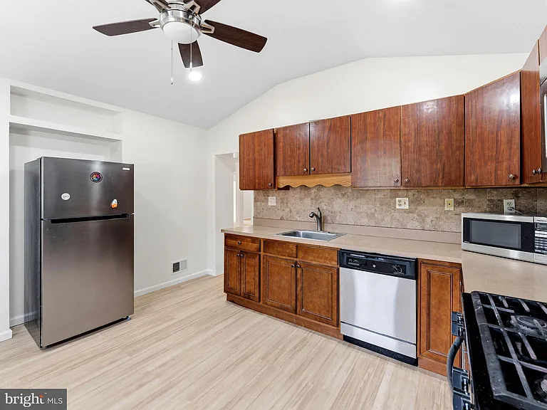 3768 State Route 27 — Photo 11