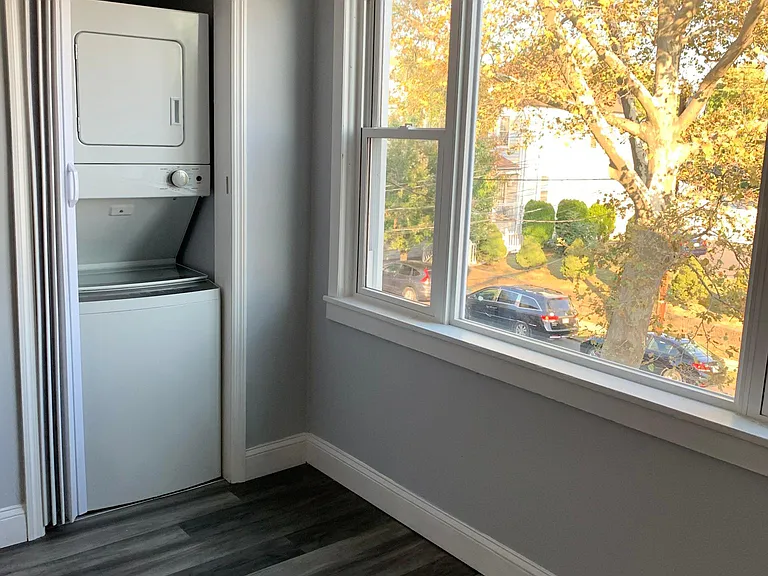 283 Ivy St #2 — Photo 10