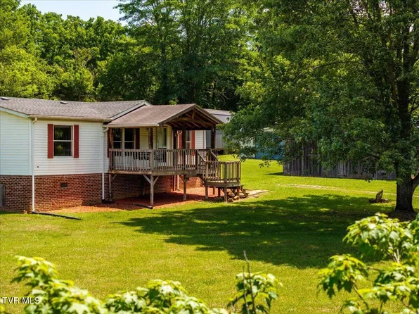 5335 Big Moccasin Rd, Nickelsville, VA 24271