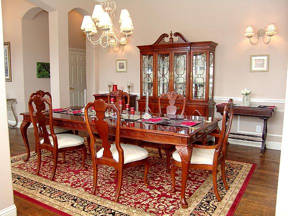 Oversized formal dining