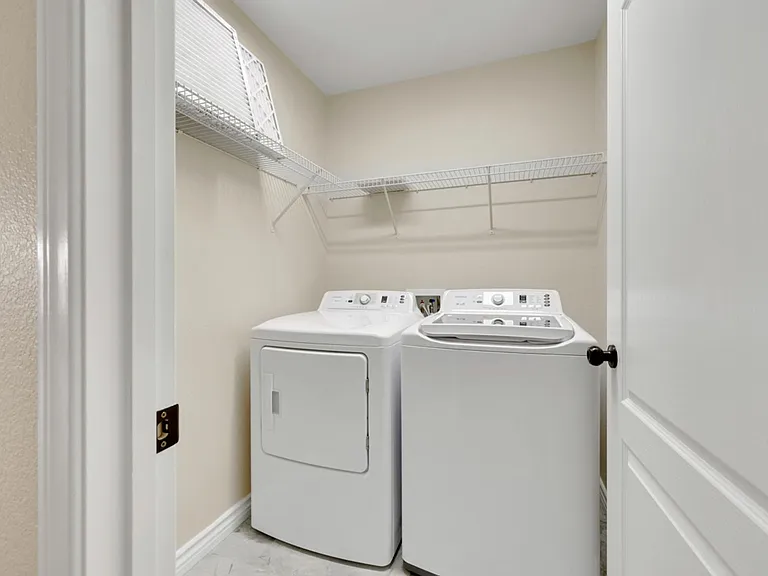 2312 Cockatiel Dr — Photo 12