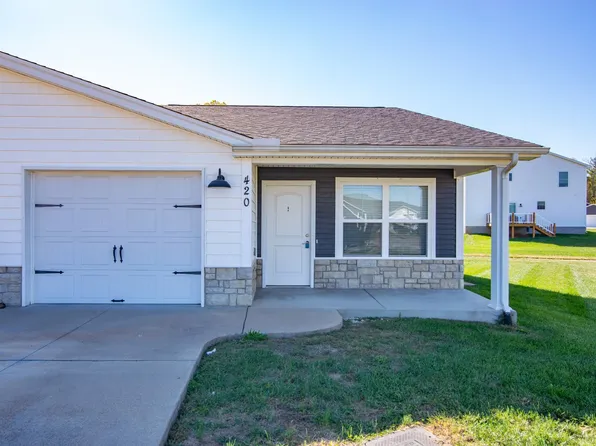 (undisclosed Address), Elizabethtown, KY 42701