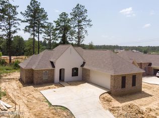 168 Hampton Rdg, Madison, MS 39110