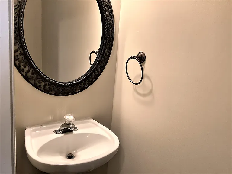 818 Laurel Meadows Pkwy — Photo 9
