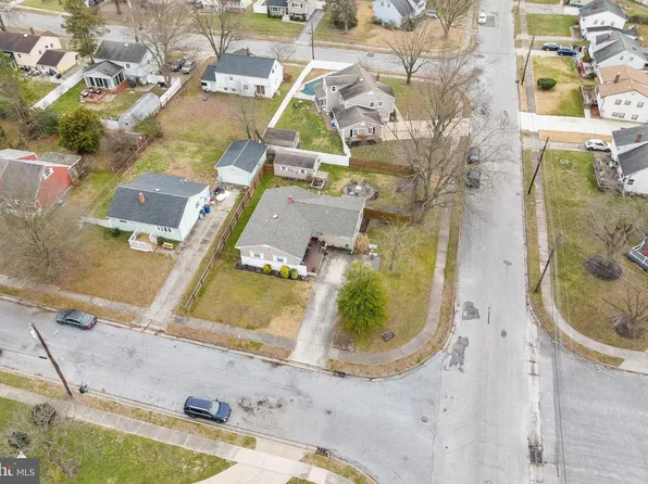 6 Paterson Ave, Pennsville, NJ 08070
