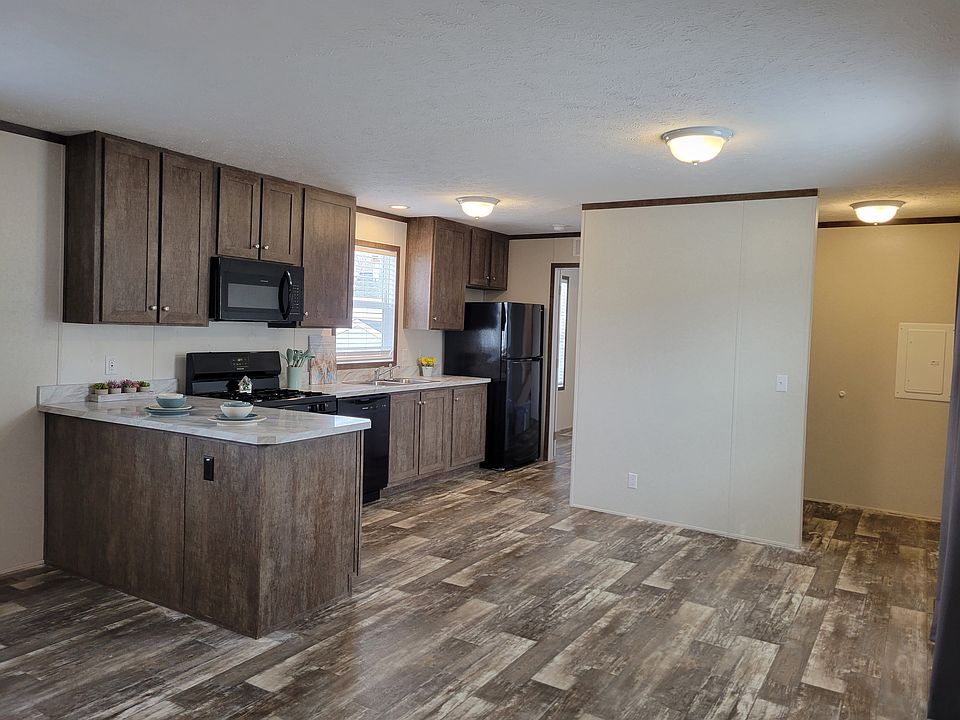 1st image of 38000 Le Chateau Blvd #523